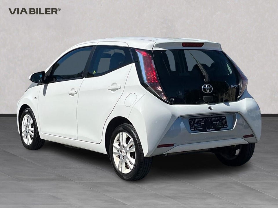 Toyota Aygo 1,0 VVT-i x-pure 5d