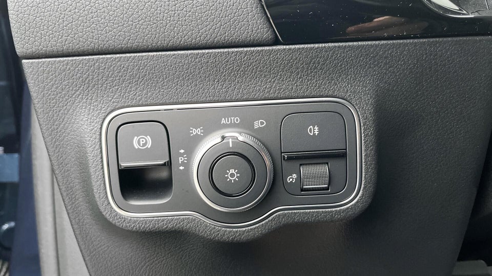 Mercedes EQA250 Progressive 5d