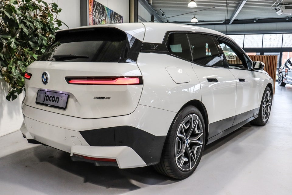 BMW iX xDrive40 M-Sport 5d