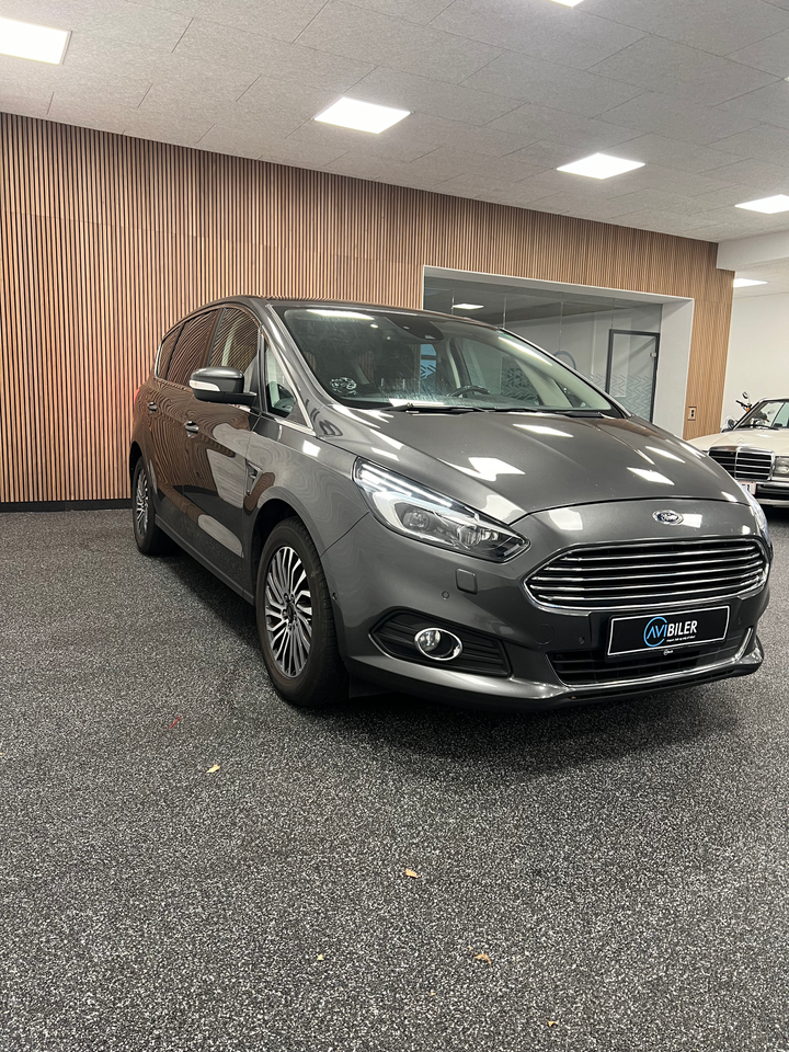 Ford S-MAX 2,0 EcoBlue Titanium aut. 5d