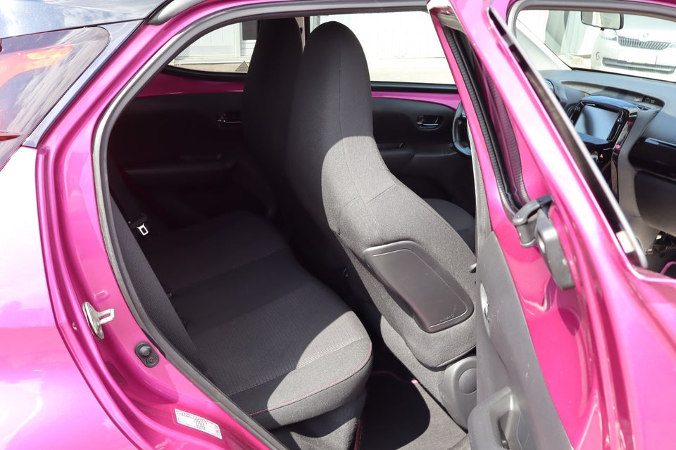 Toyota Aygo 1,0 VVT-i x-pression 5d