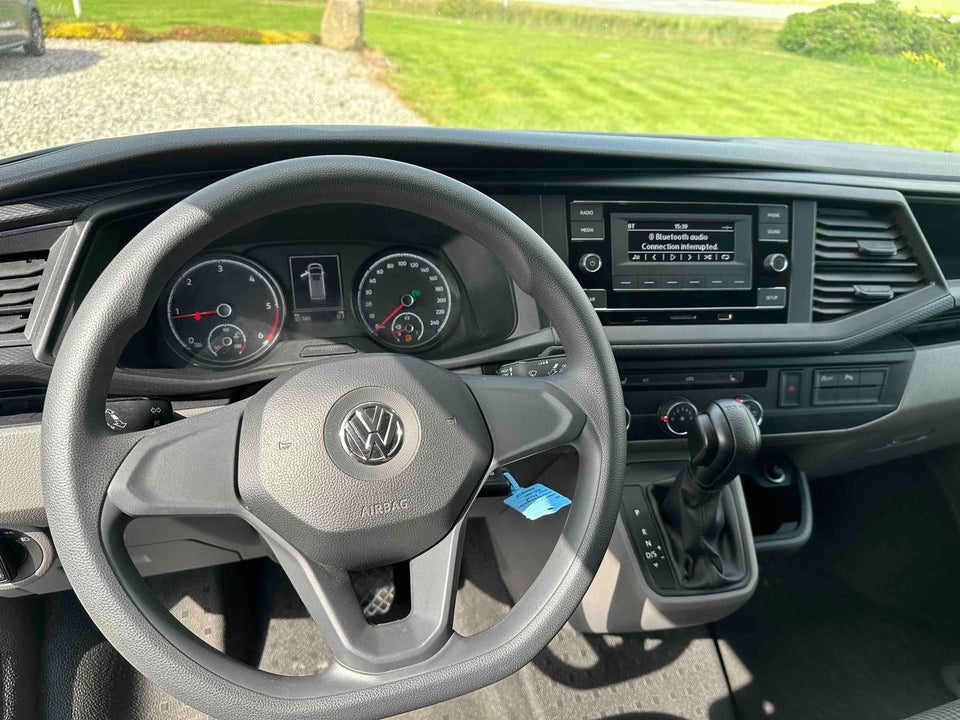 VW Transporter 2,0 TDi 150 Kassevogn DSG kort