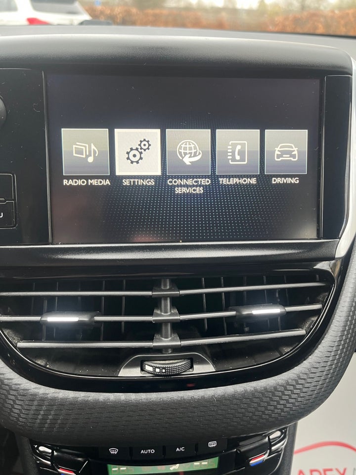 Peugeot 208 1,6 BlueHDi 100 Allure 5d