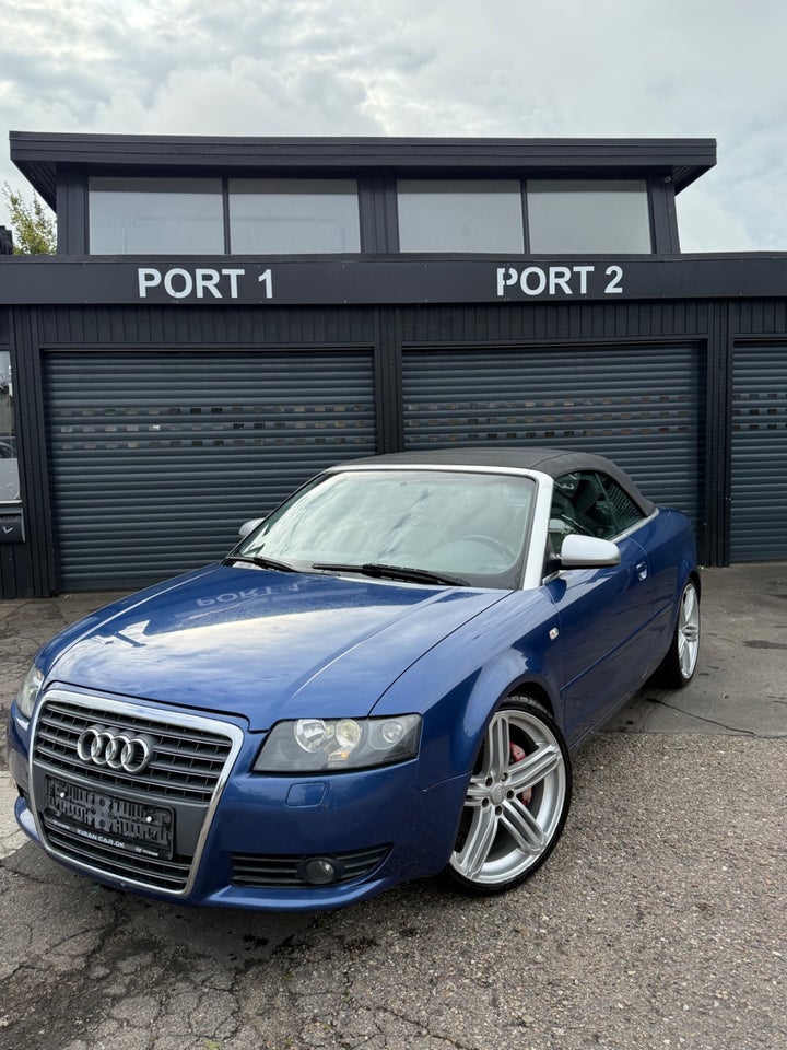 Audi A4 2,4 V6 Cabriolet 2d