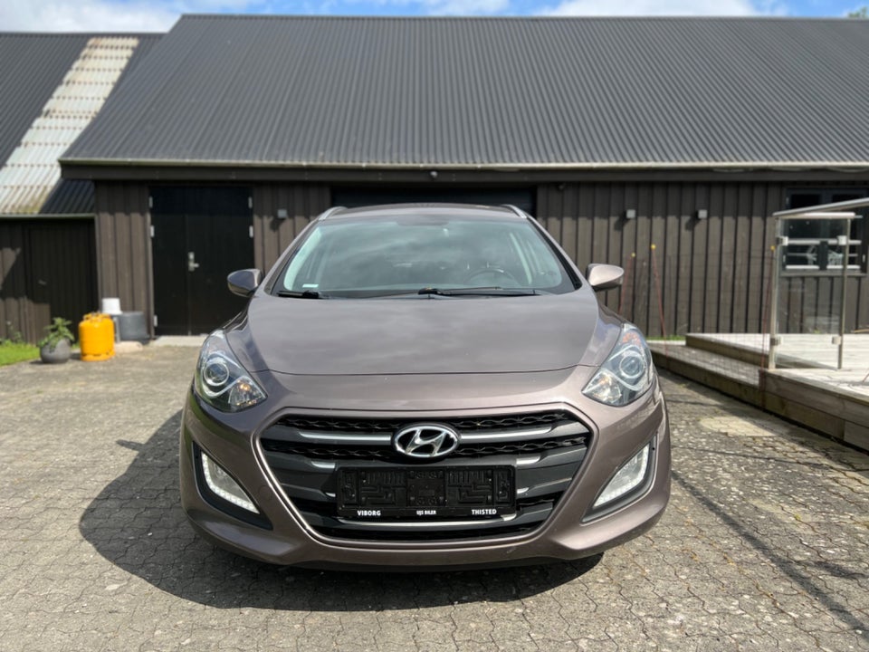 Hyundai i30 1,6 CRDi 110 Active+ CW 5d