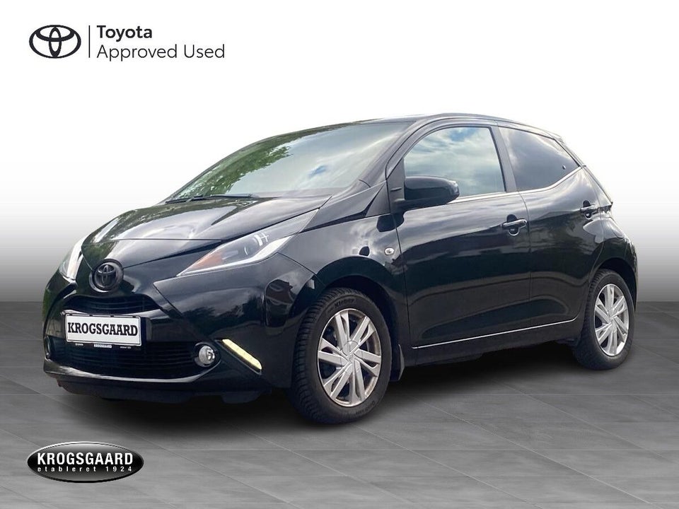 Toyota Aygo 1,0 VVT-i x-black 5d
