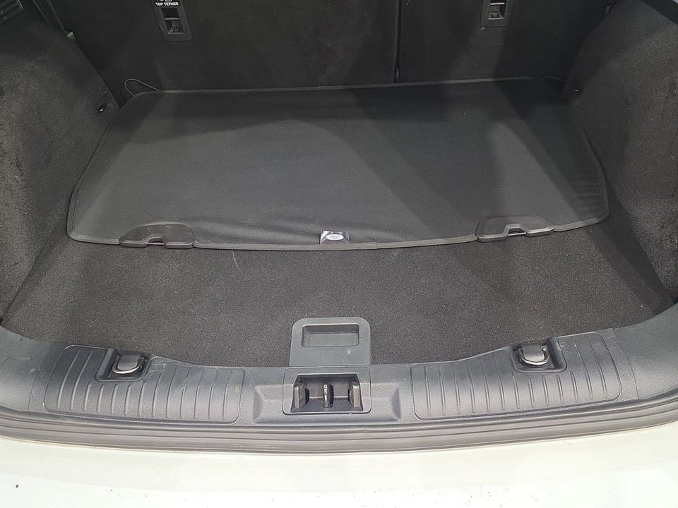 Ford Kuga 2,5 PHEV ST-Line X CVT 5d