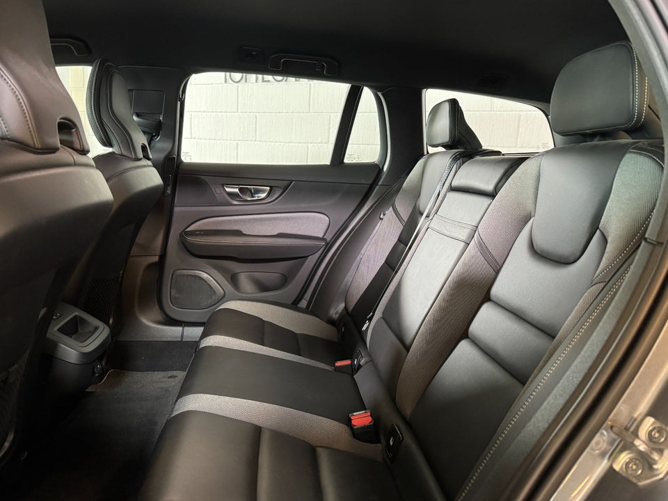 Volvo V60 2,0 B4 197 R-Design aut. 5d