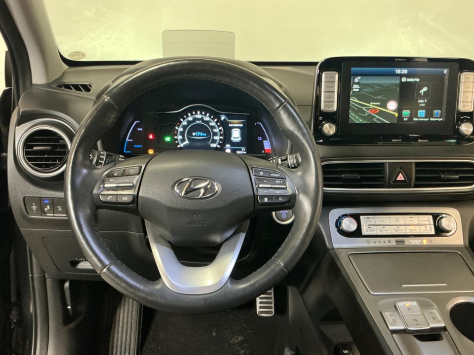 Hyundai Kona 64 EV Premium 5d