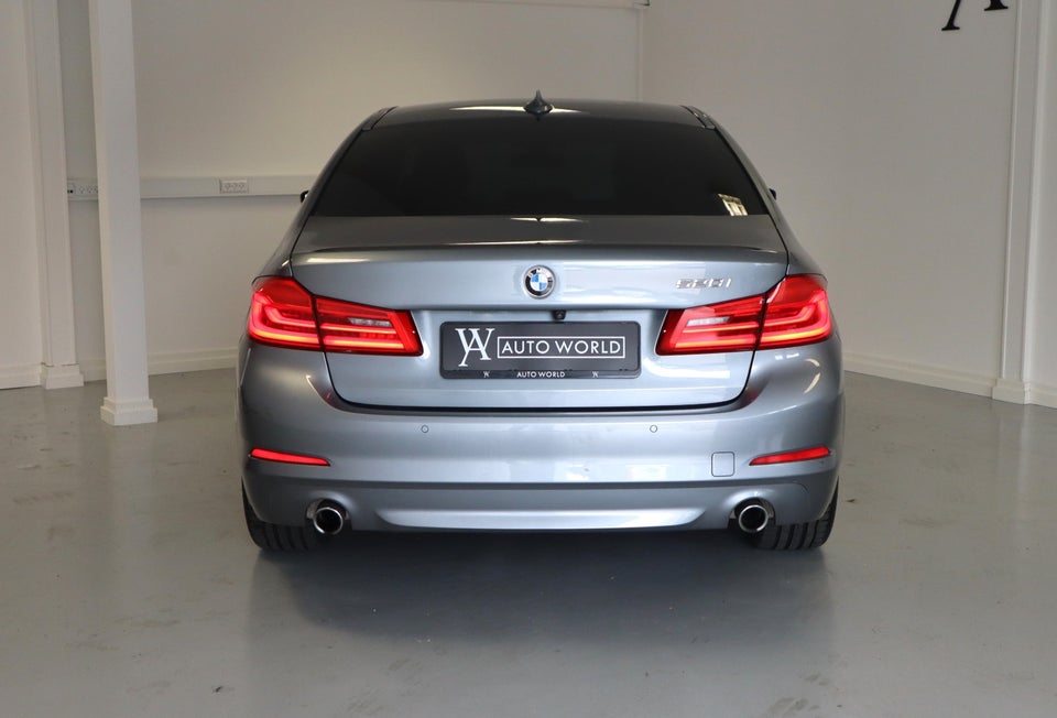 BMW 520i 2,0 aut. 4d