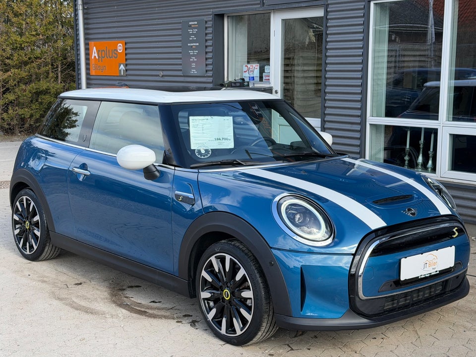 MINI Cooper SE Maximise 3d