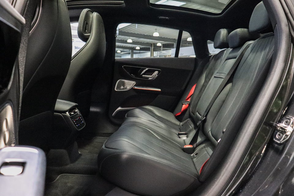 Mercedes EQE350 AMG Line 4d