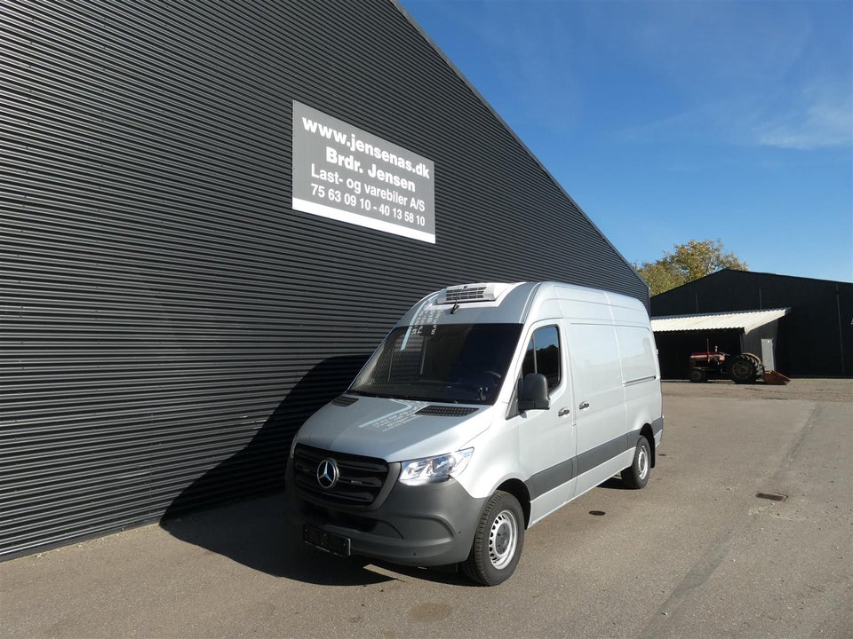 Mercedes Sprinter 317 2,0 CDi A2 Kassevogn aut. RWD