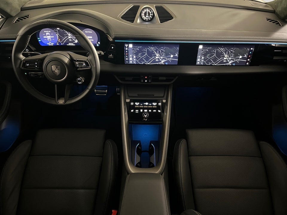 Porsche Macan Turbo 5d