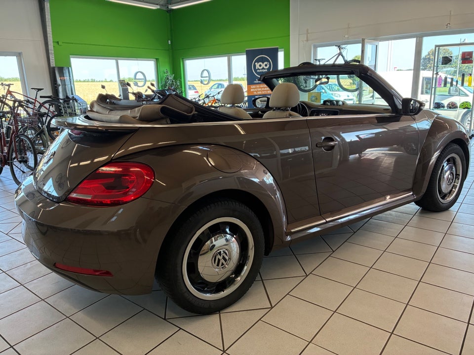 VW The Beetle 1,2 TSi 105 Design Cabriolet 2d