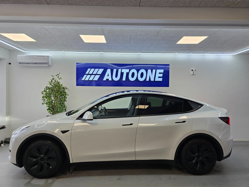 Tesla Model Y RWD 5d