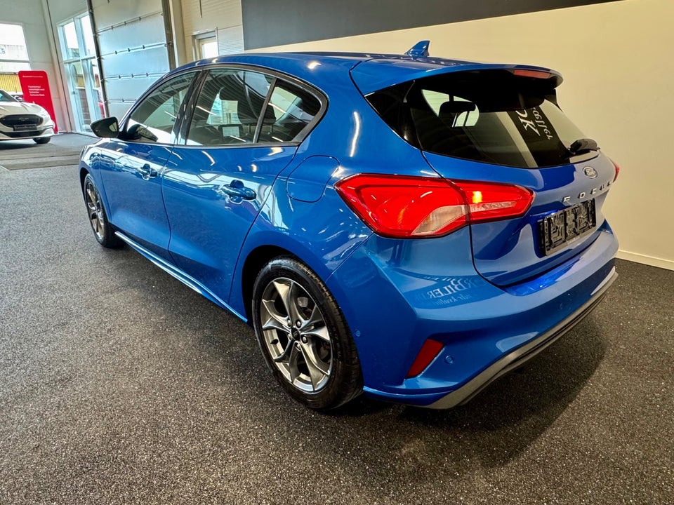 Ford Focus 1,0 EcoBoost ST-Line 5d