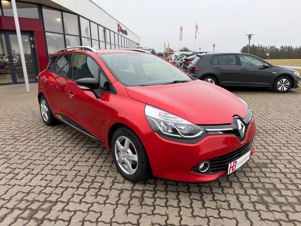Renault Clio IV 0,9 TCe 90 Expression Sport Tourer 5d