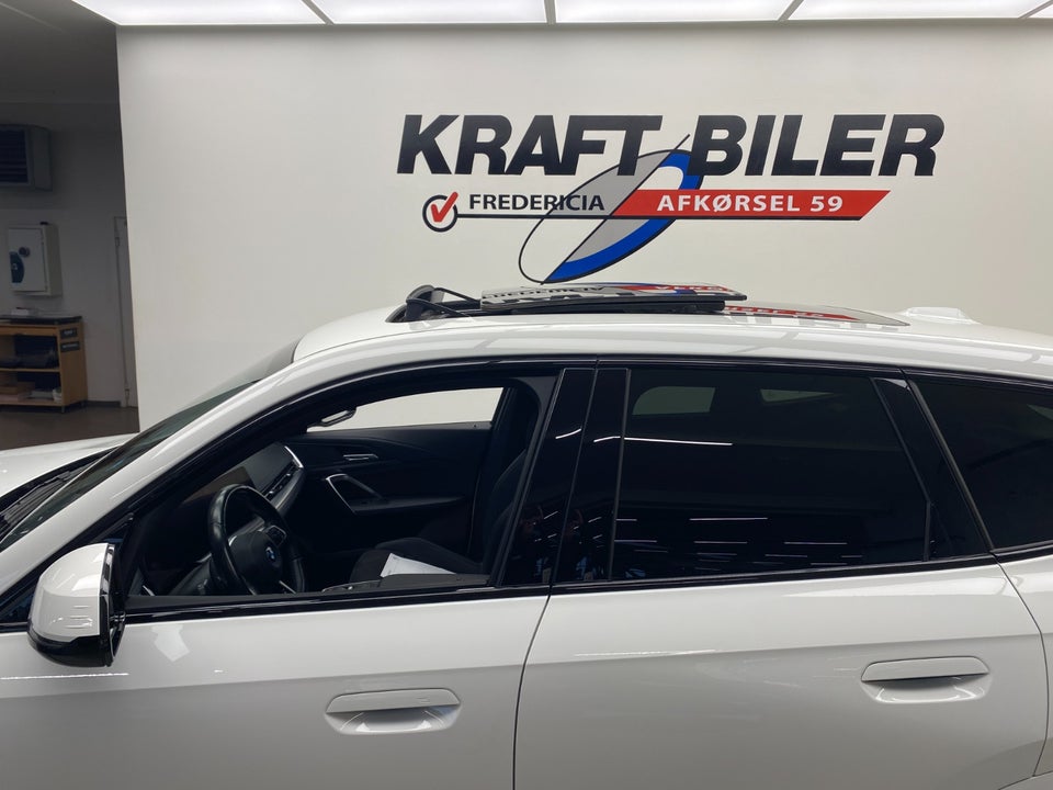 BMW iX1 xDrive30 M-Sport 5d