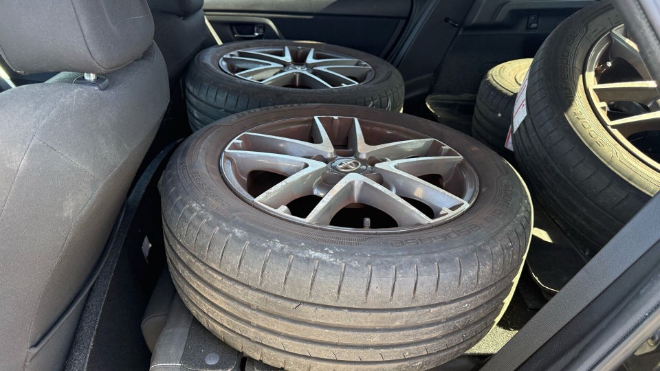 Toyota Auris 1,6 T2 Premium Comfort 5d