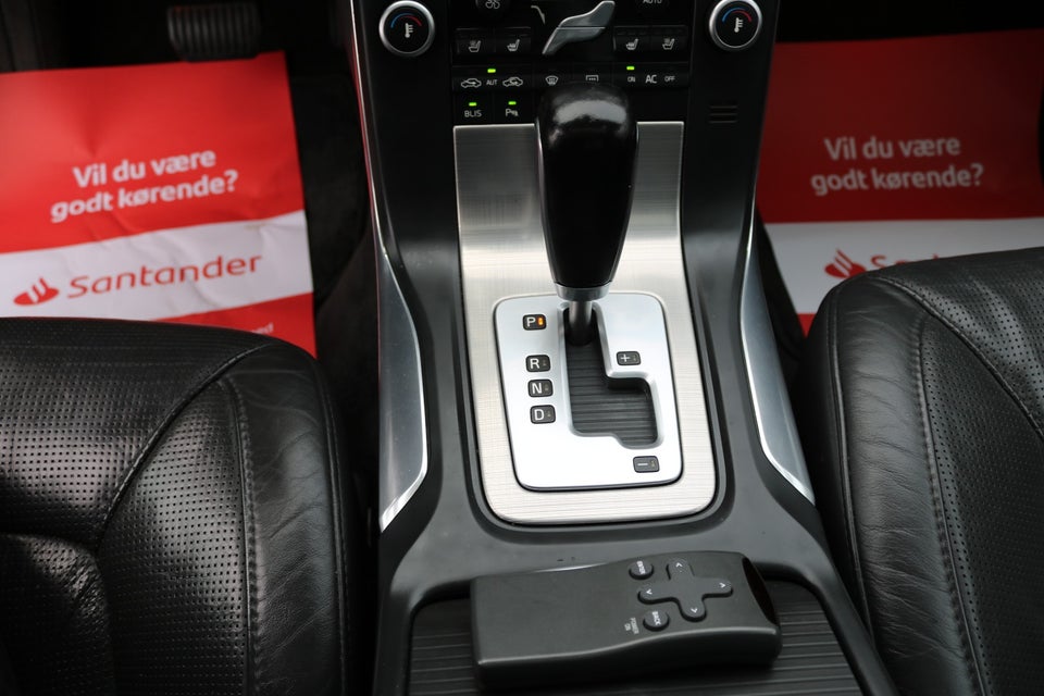 Volvo V70 2,4 D5 205 aut. 5d