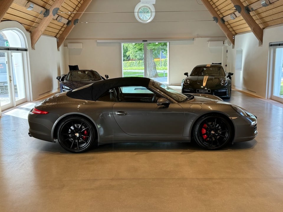 Porsche 911 Carrera 4S 3,8 Cabriolet PDK 2d