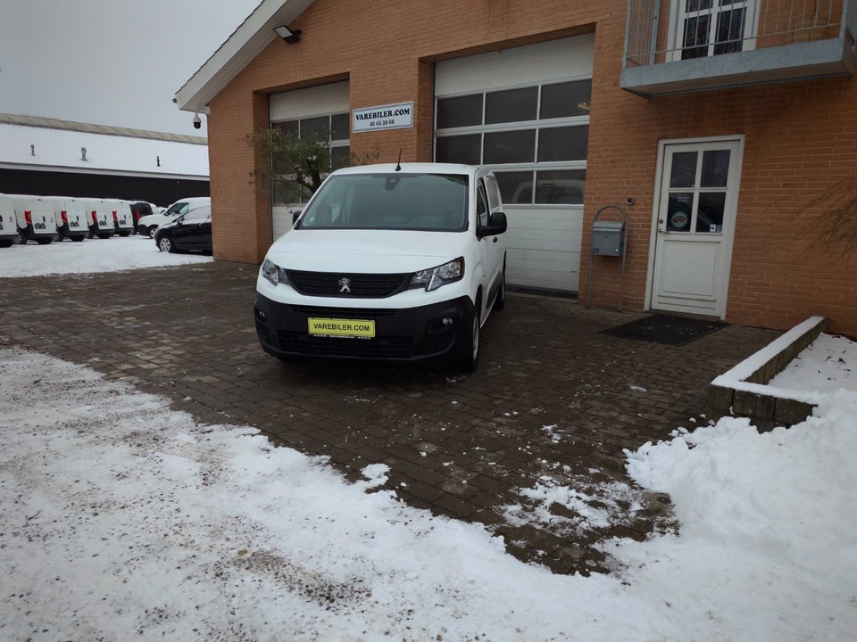 Peugeot Partner 1,5 BlueHDi 130 L2V2 Plus Van