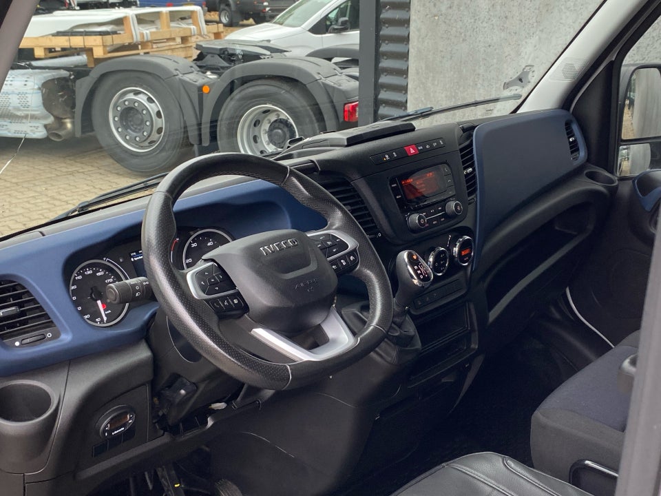 Iveco Daily 3,0 35C18 16m³ Van AG8