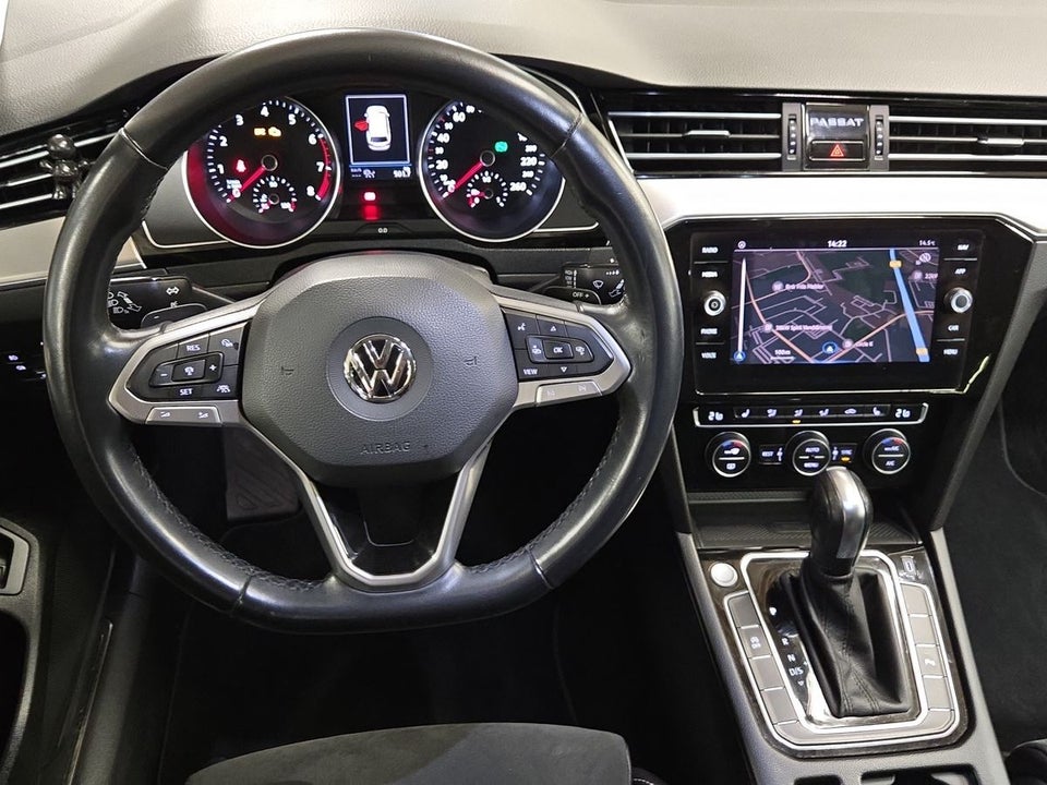 VW Passat 1,5 TSi 150 Elegance+ Variant DSG 5d