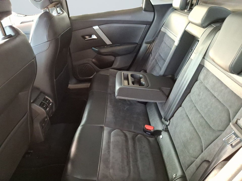 Citroën ë-C4 X 54 Ë-Series 4d