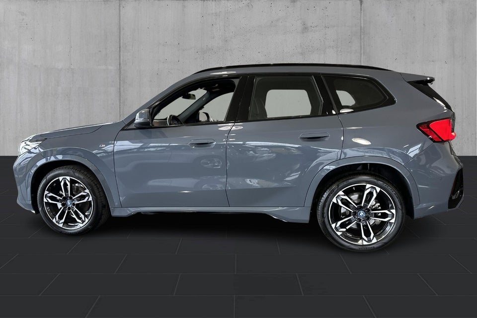 BMW iX1 eDrive20 M-Sport 5d