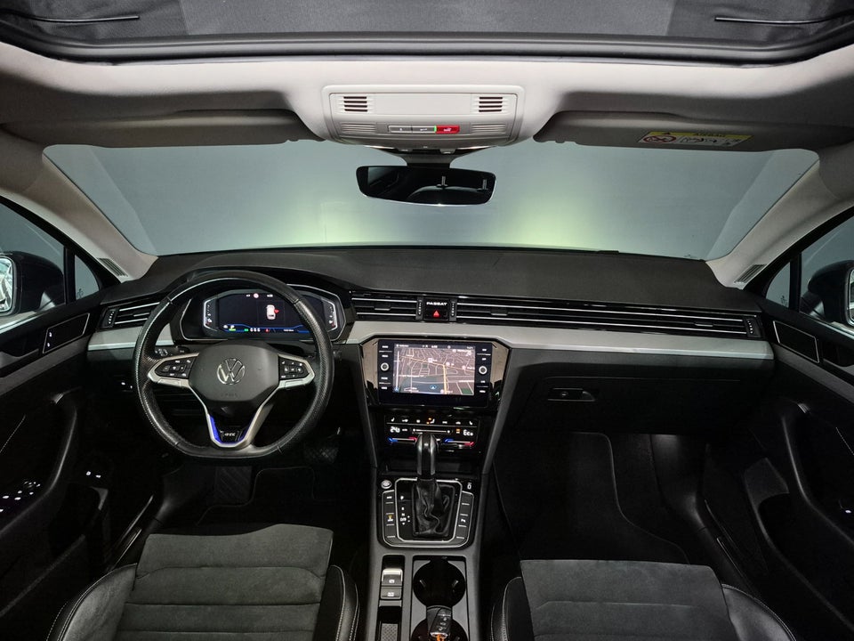 VW Passat 1,4 GTE High Variant DSG 5d