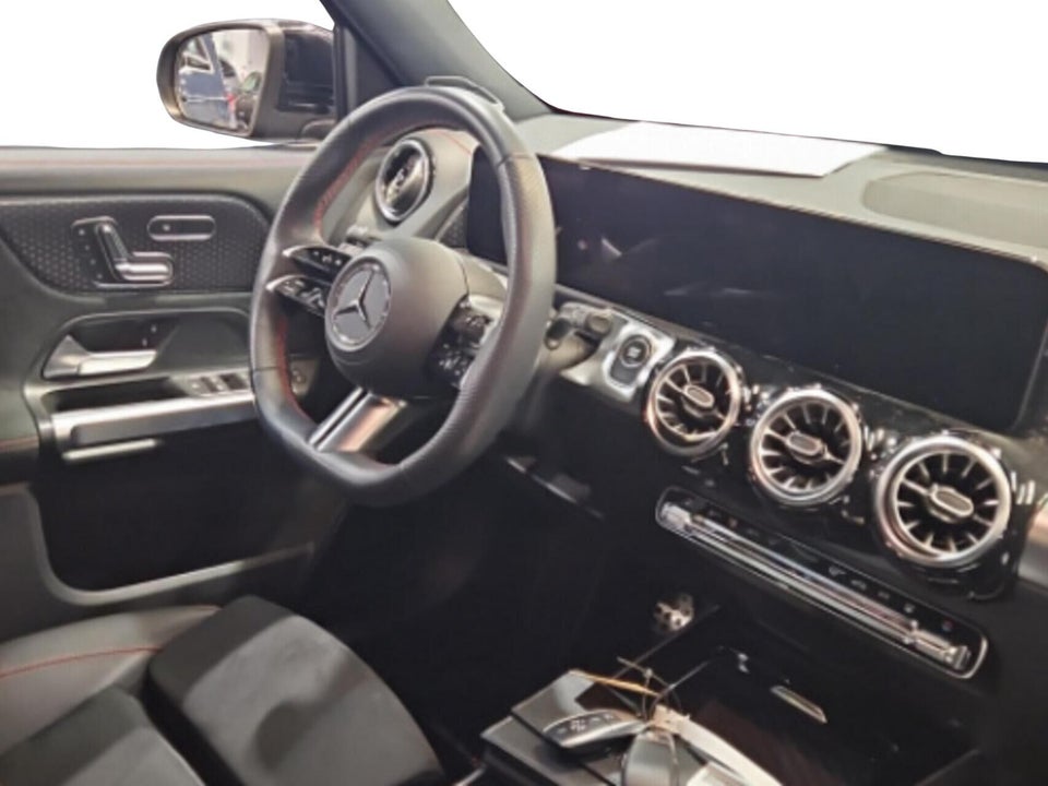 Mercedes EQB250+ AMG Line 5d