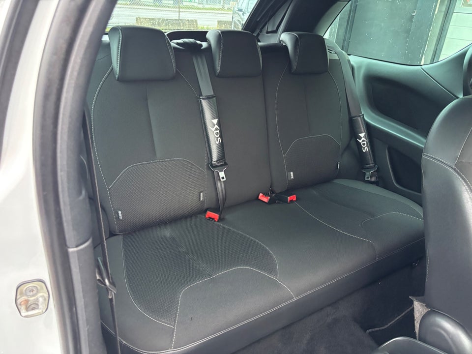 Citroën DS3 1,2 PureTech 82 Style Cabrio 2d