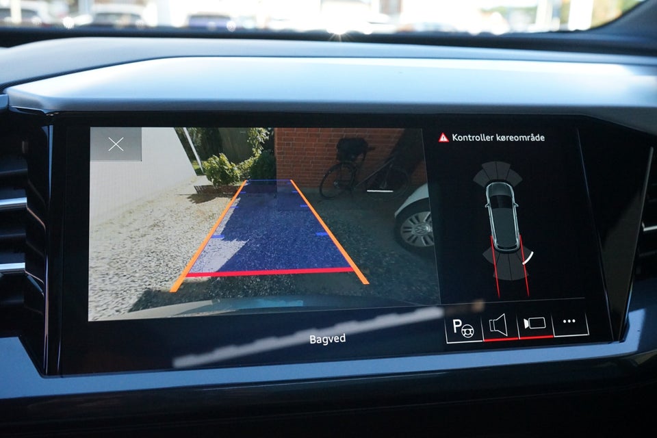 Audi Q4 e-tron 50 edition one quattro 5d