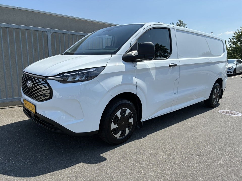 Ford E-Transit Custom 320 L1 64 Trend