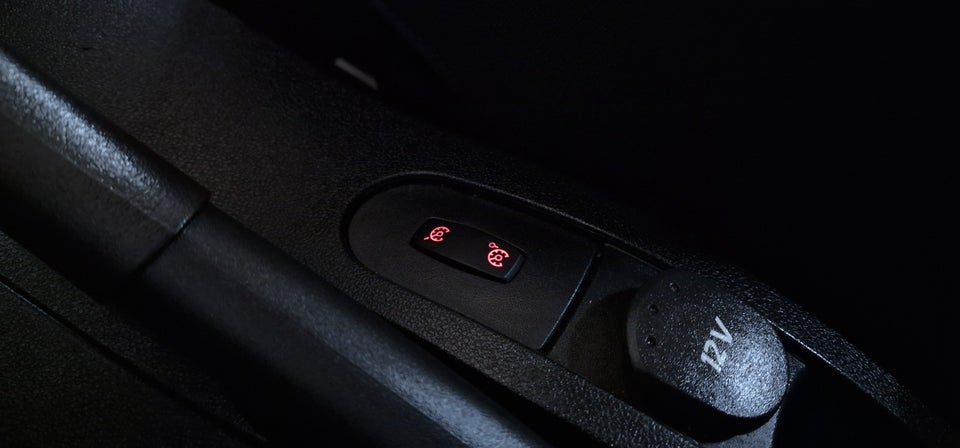 Renault Clio III 1,5 dCi 75 Expression Sport Tourer 5d