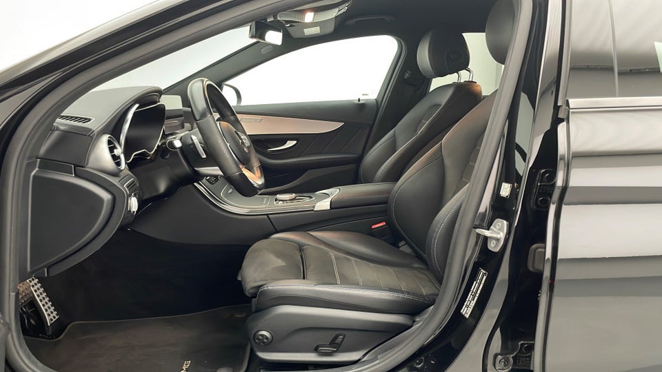 Mercedes C220 d 2,0 Business AMG Line Night Edition stc. aut. 5d