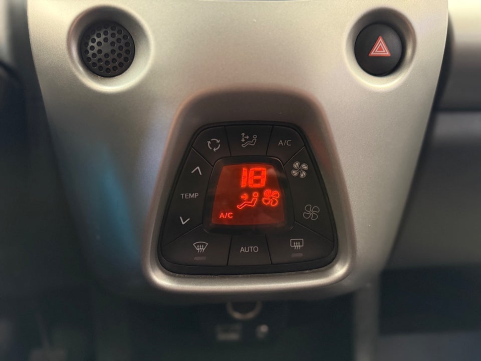 Citroën C1 1,2 PureTech Feel 5d