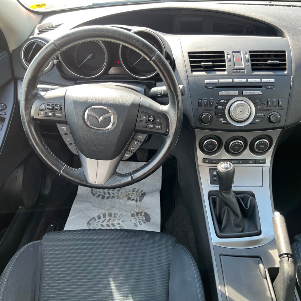 Mazda 3 1,6 Premium Tech 5d