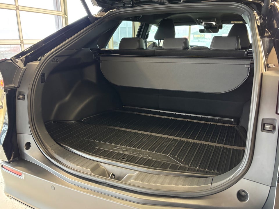 Toyota bZ4X Executive 5d