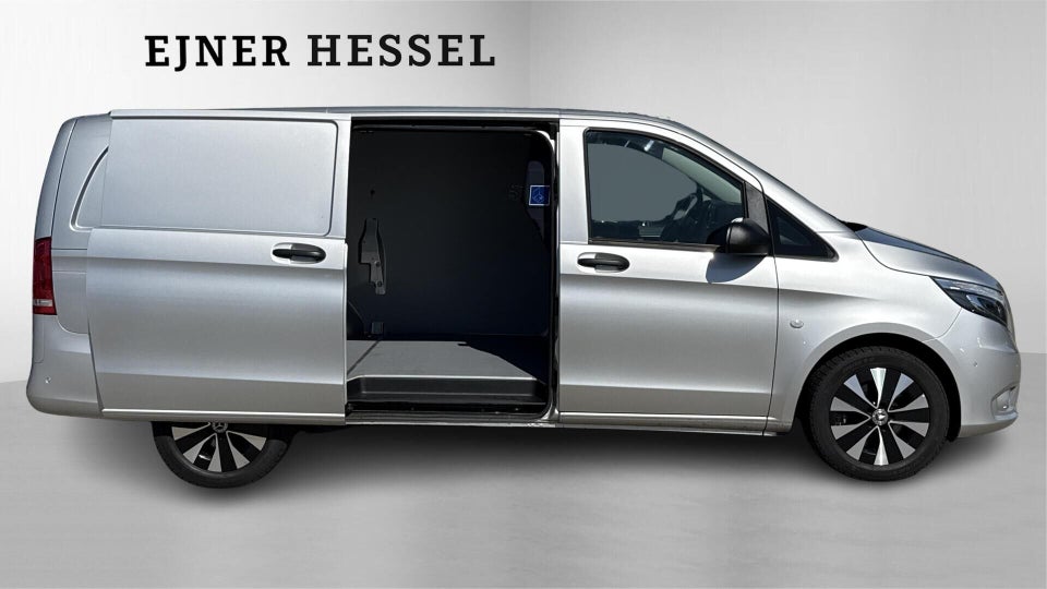 Mercedes Vito 119 2,0 CDi Kassevogn aut. L RWD