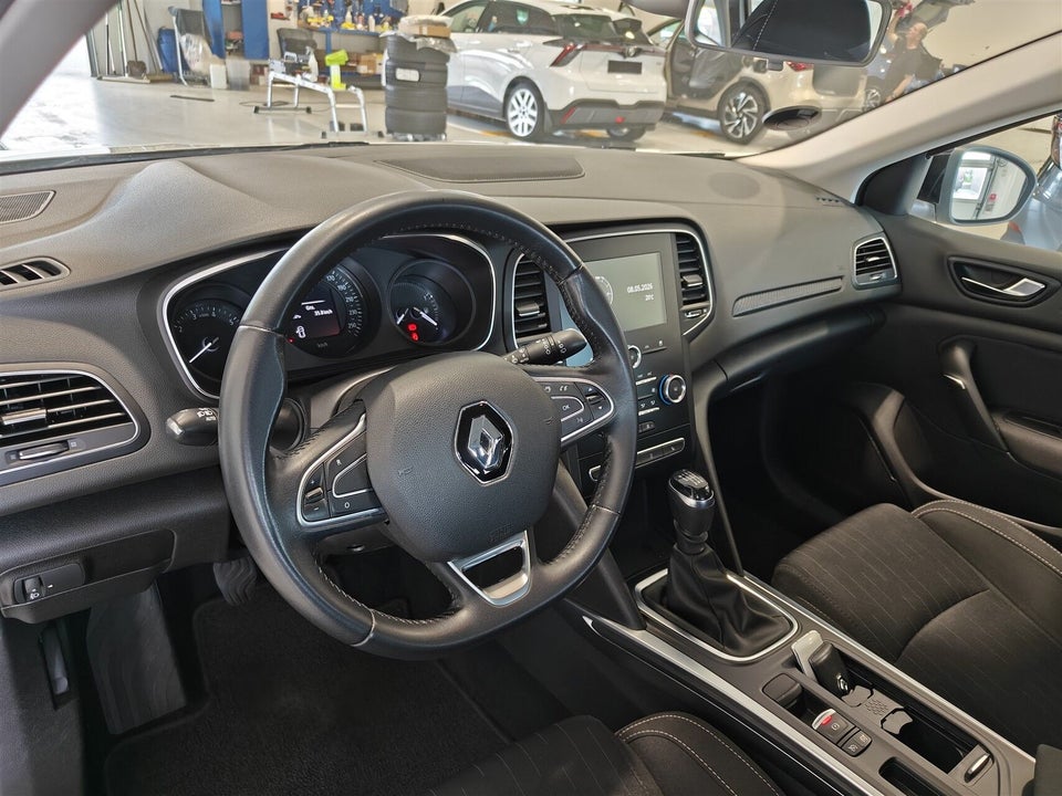 Renault Megane IV 1,3 TCe 140 Limited Sport Tourer 5d