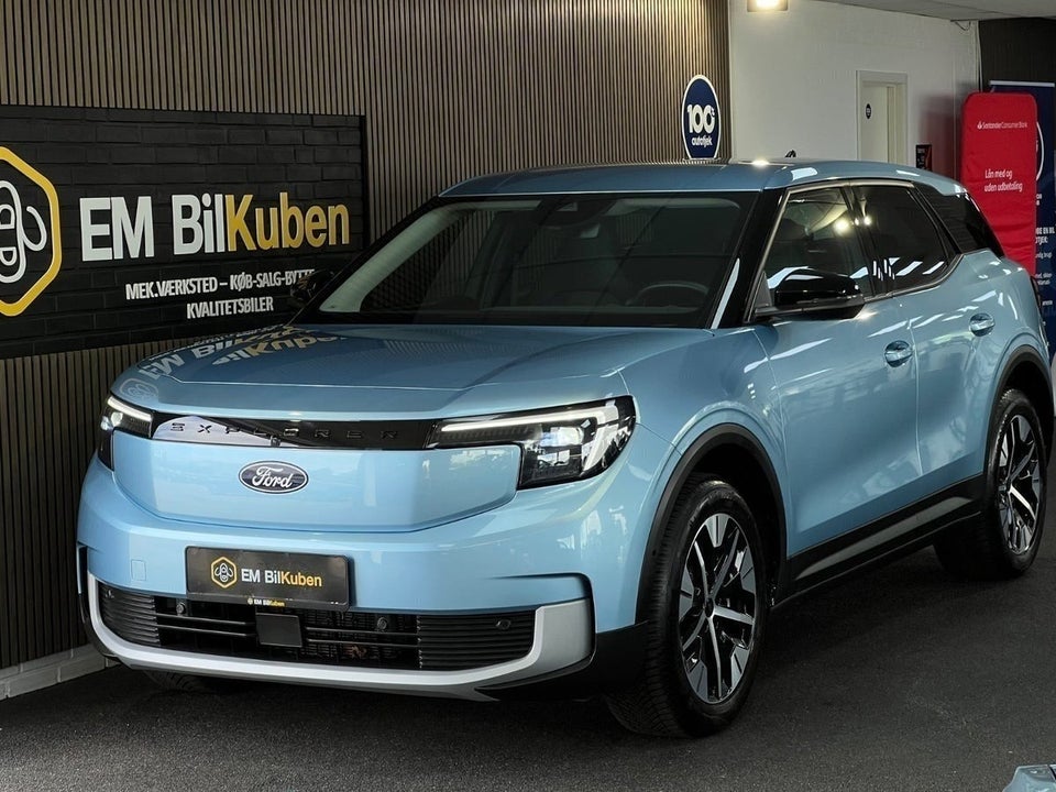 Ford Explorer 84 Select Extended Range AWD 5d