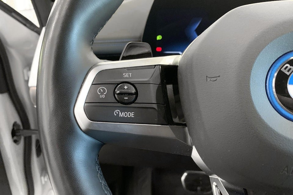 BMW iX1 xDrive30 M-Sport 5d