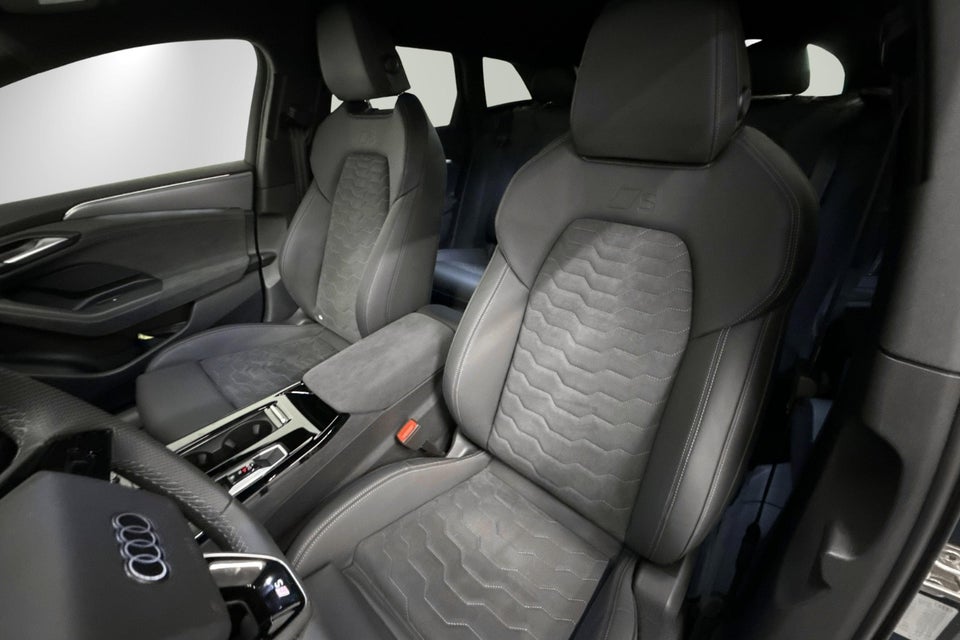 Audi A6 e-tron S-line plus performance Avant 5d