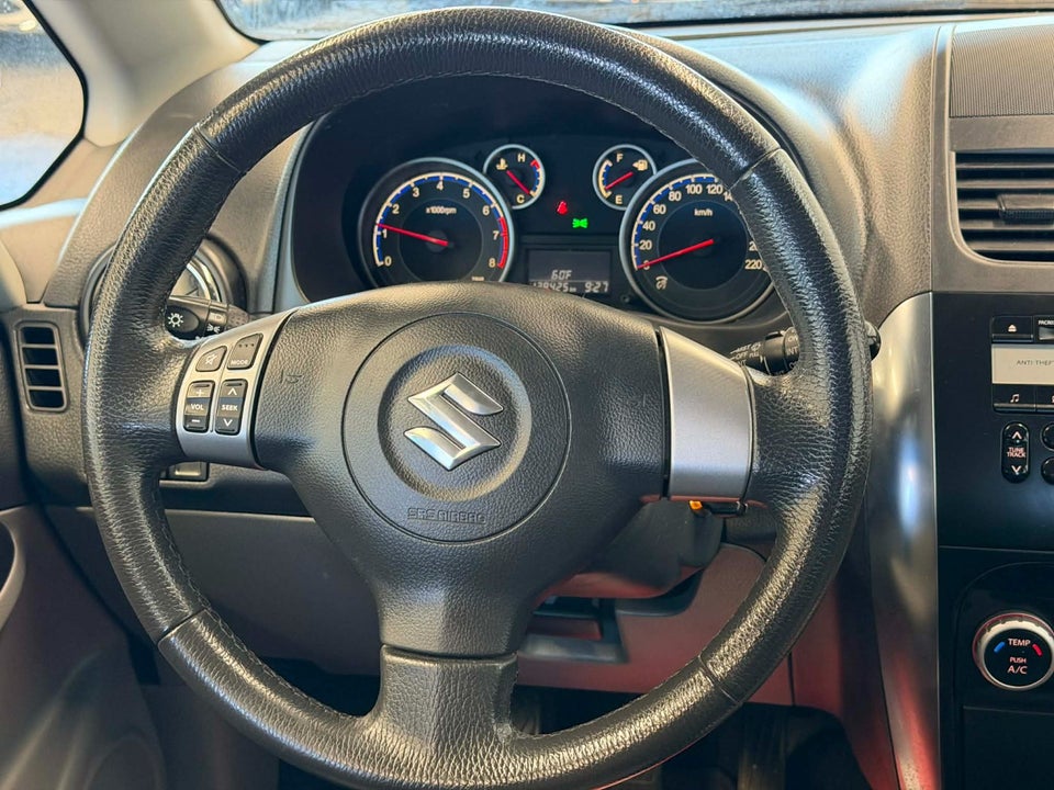 Suzuki SX4 1,6 CombiBack Exclusive 5d