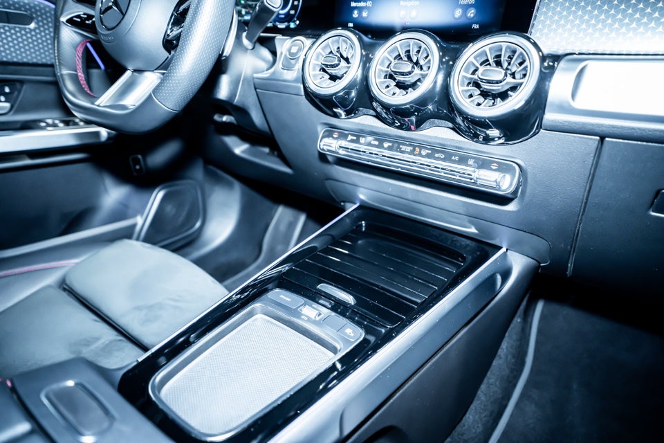 Mercedes EQB350 AMG Advance 4Matic 5d