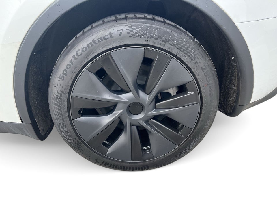 Tesla Model Y Long Range RWD 5d