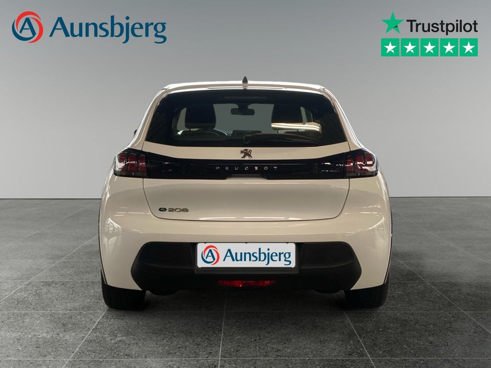 Peugeot e-208 50 Active 5d